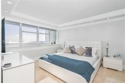 3140 S Ocean Drive (Avail 7/15-11/15 Flex) Hallandale Beach FL 33009