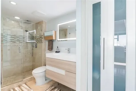 3140 S Ocean Drive (Avail 7/15-11/15 Flex) Hallandale Beach FL 33009