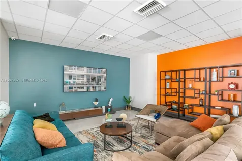 3140 S Ocean Drive (Avail 7/15-11/15 Flex) Hallandale Beach FL 33009