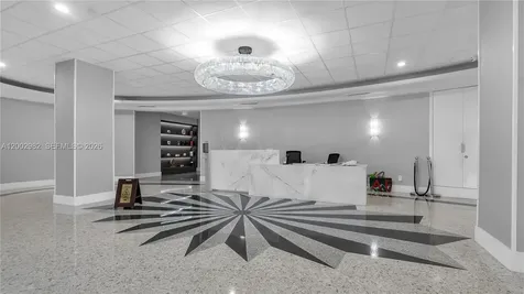 3140 S Ocean Drive (Avail 7/15-11/15 Flex) Hallandale Beach FL 33009