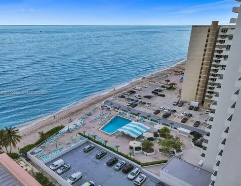 3140 S Ocean Drive (Avail 7/15-11/15 Flex) Hallandale Beach FL 33009