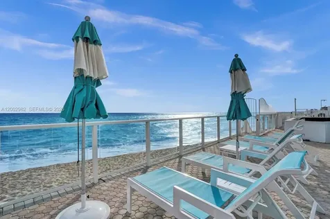 3140 S Ocean Drive (Avail 7/15-11/15 Flex) Hallandale Beach FL 33009