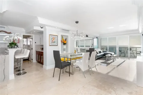 3140 S Ocean Drive (Avail 7/15-11/15 Flex) Hallandale Beach FL 33009