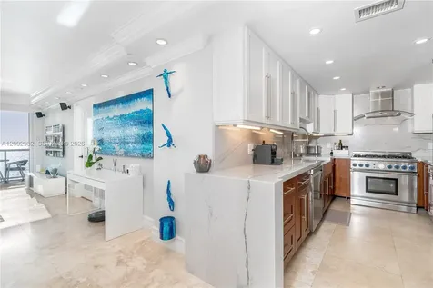 3140 S Ocean Drive (Avail 7/15-11/15 Flex) Hallandale Beach FL 33009