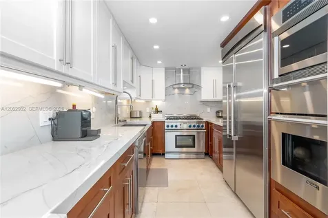 3140 S Ocean Drive (Avail 7/15-11/15 Flex) Hallandale Beach FL 33009