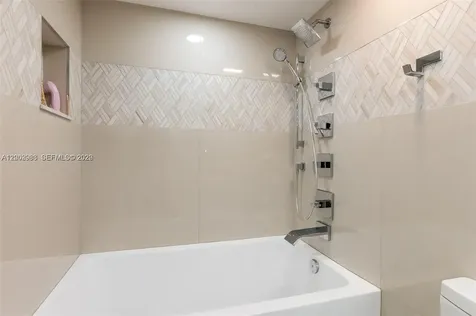 3912 S Ocean Boulevard Highland Beach FL 33487