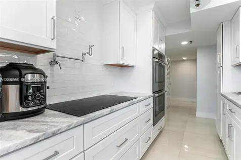3912 S Ocean Boulevard Highland Beach FL 33487