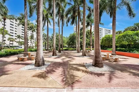 240 Galen Drive Key Biscayne FL 33149
