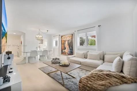 240 Galen Drive Key Biscayne FL 33149