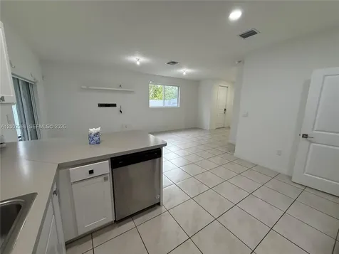 1743 SE 9th Terrace Homestead FL 33034