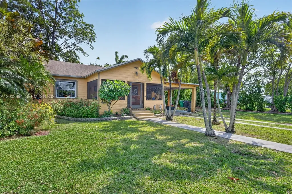 1490 NW 8th Street Homestead FL 33030