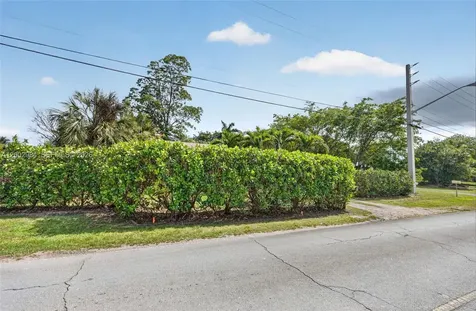 1490 NW 8th Street Homestead FL 33030