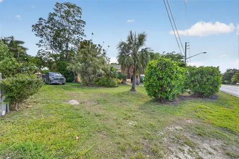 1490 NW 8th Street Homestead FL 33030