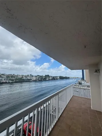 1500 S Ocean Drive Hollywood FL 33019