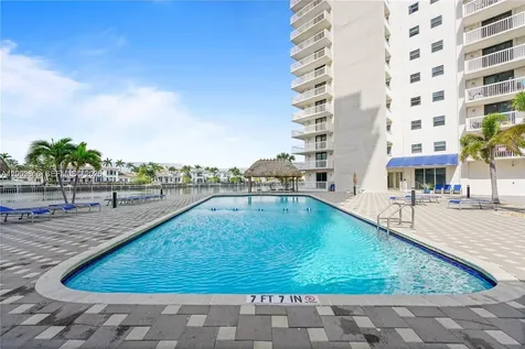 1500 S Ocean Drive Hollywood FL 33019