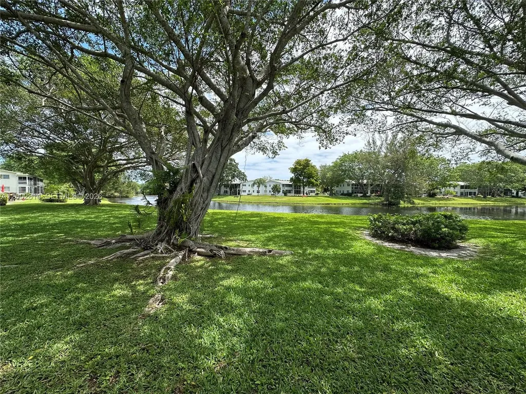 2 Tilford A Deerfield Beach FL 33442
