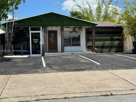 241 E Commercial Boulevard Oakland Park FL 33334