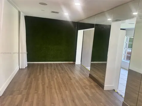241 E Commercial Boulevard Oakland Park FL 33334