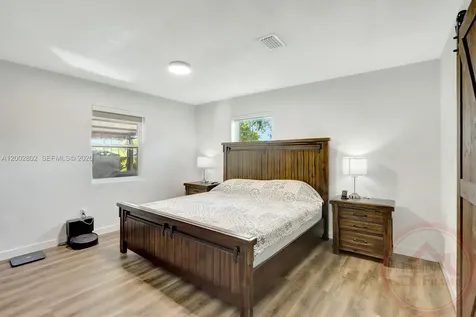 11240 SW 60th Terrace Miami FL 33173