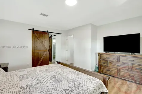 11240 SW 60th Terrace Miami FL 33173