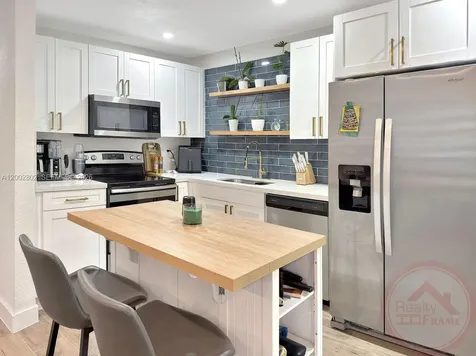 11240 SW 60th Terrace Miami FL 33173