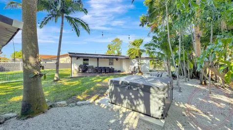 11240 SW 60th Terrace Miami FL 33173