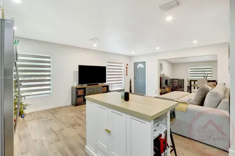 11240 SW 60th Terrace Miami FL 33173