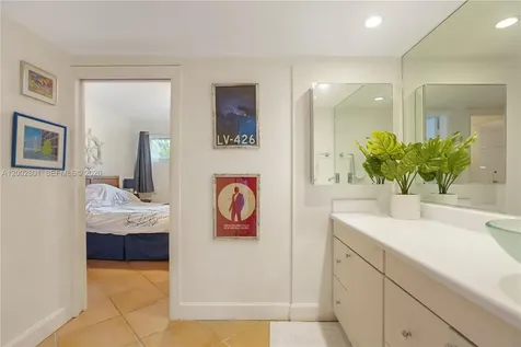1205 Mariposa Avenue Coral Gables FL 33146