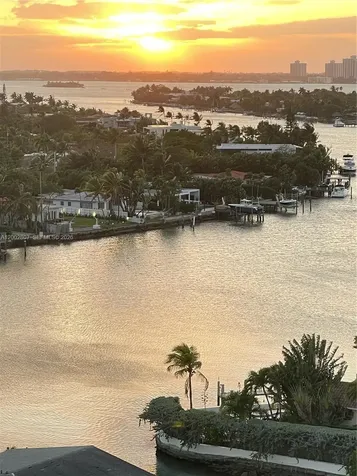 7441 Wayne Avenue Miami Beach FL 33141