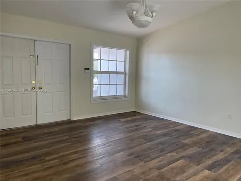 15873 SW 43rd Street Miami FL 33185