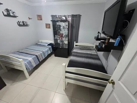 3600 E 5th Avenue Hialeah FL 33013