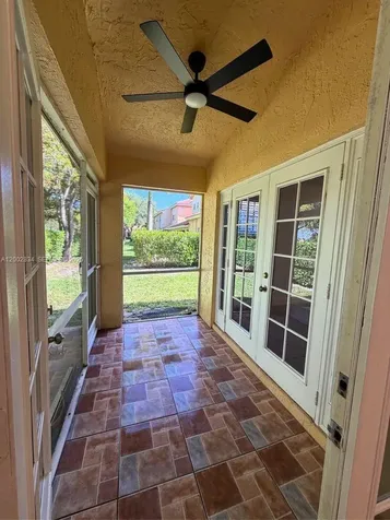 11459 Lakeview Drive Coral Springs FL 33071
