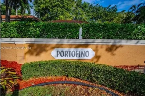 11459 Lakeview Drive Coral Springs FL 33071