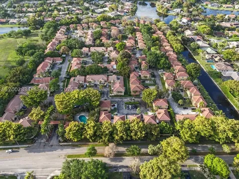 11459 Lakeview Drive Coral Springs FL 33071