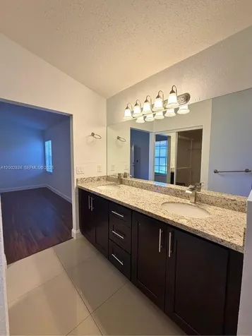 11459 Lakeview Drive Coral Springs FL 33071