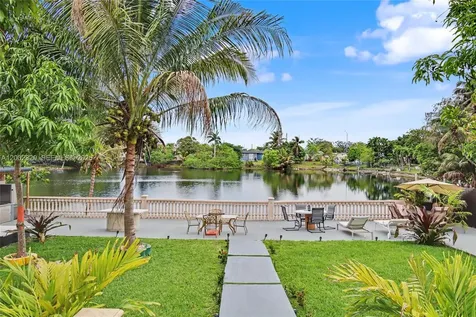 2145 NW 133rd Street Miami FL 33167