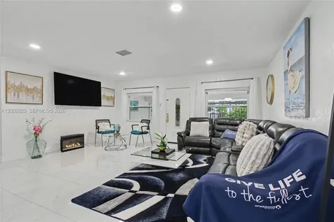 2145 NW 133rd Street Miami FL 33167
