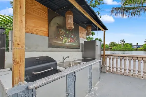 2145 NW 133rd Street Miami FL 33167