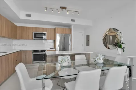 2960 NE 207 Th Street Aventura FL 33180