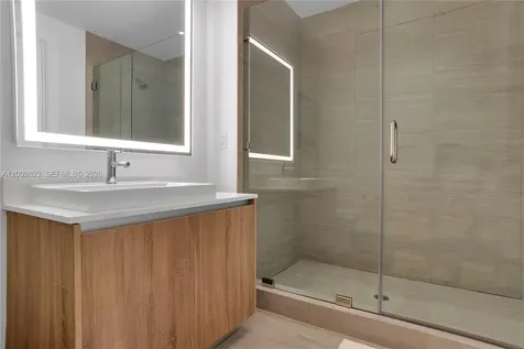 2960 NE 207 Th Street Aventura FL 33180