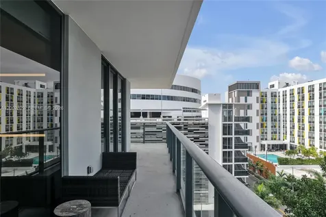 2960 NE 207 Th Street Aventura FL 33180