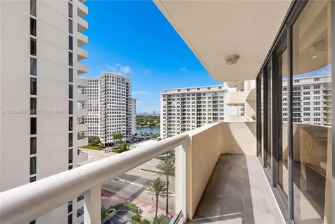5757 Collins Avenue Miami Beach FL 33140