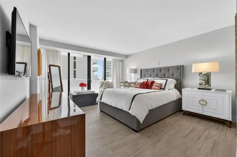 5757 Collins Avenue Miami Beach FL 33140