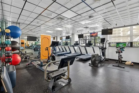 5757 Collins Avenue Miami Beach FL 33140