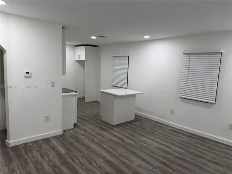 598 NW 53rd Street Miami FL 33127