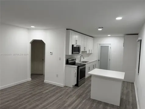 598 NW 53rd Street Miami FL 33127