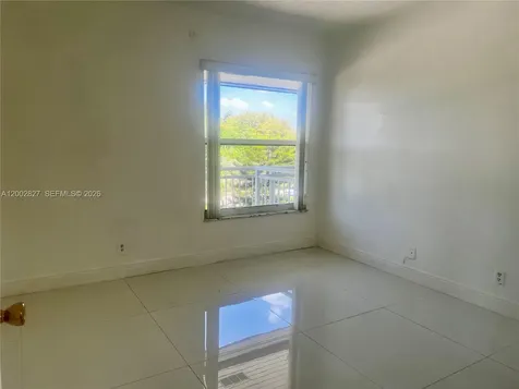 405 S Pine Island Road Plantation FL 33324