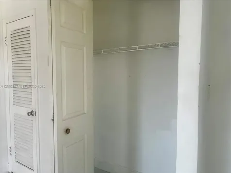 405 S Pine Island Road Plantation FL 33324