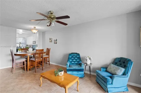 2811 N Pine Island Road Sunrise FL 33322