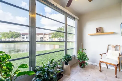 2811 N Pine Island Road Sunrise FL 33322
